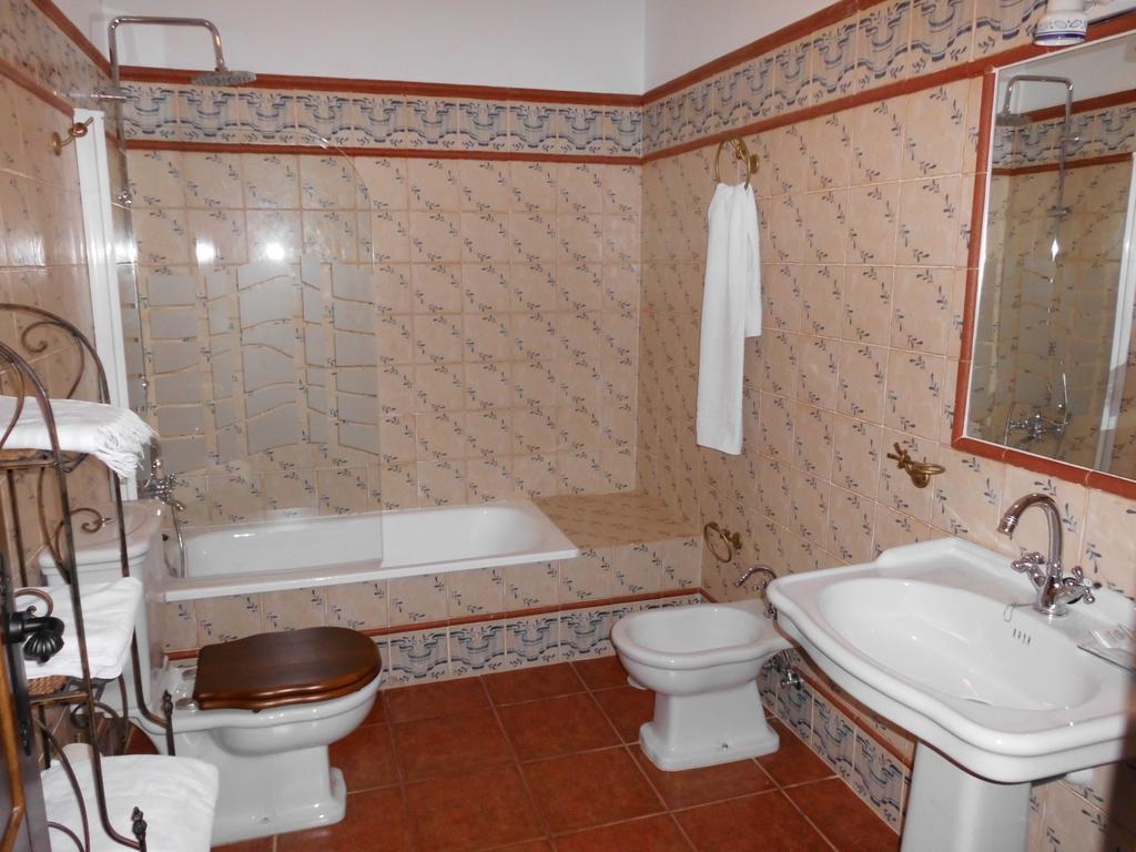 Apartamentos Trinidad Alange Habitación foto